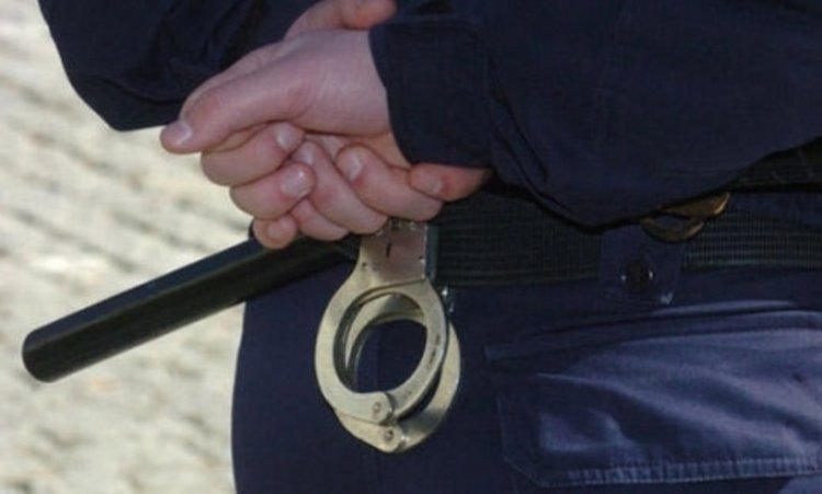 18 годишен ще лежи 10 дни в ареста за побой и скандал
