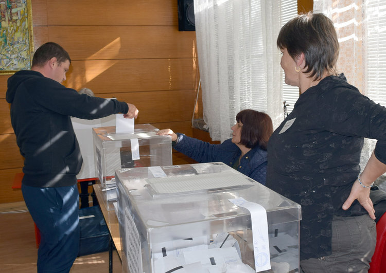 Изборният ден в Кърджалийско приключи,активността е едва 30,31%