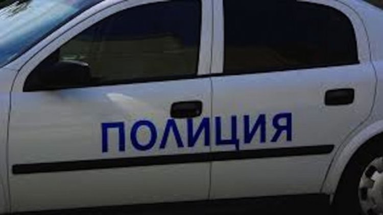 Непълнолетно  момиче откраднало пари от възрастен мъж в Чепеларе