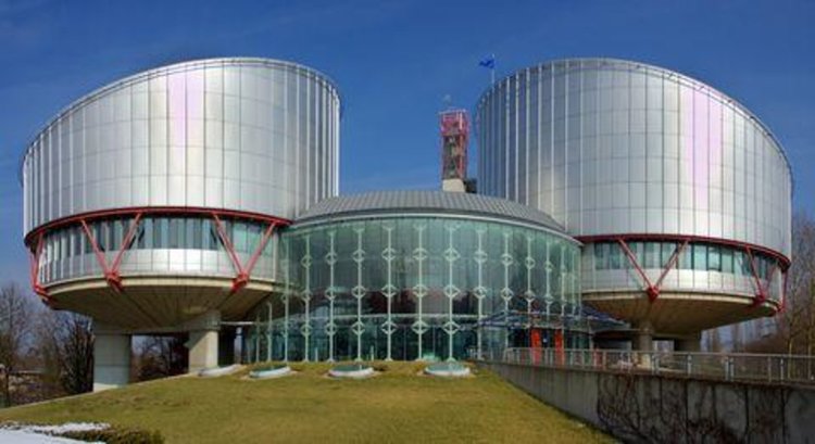 Съдът в Страсбург: Сайтовете не носят винаги отговорност за коментарите на читателите