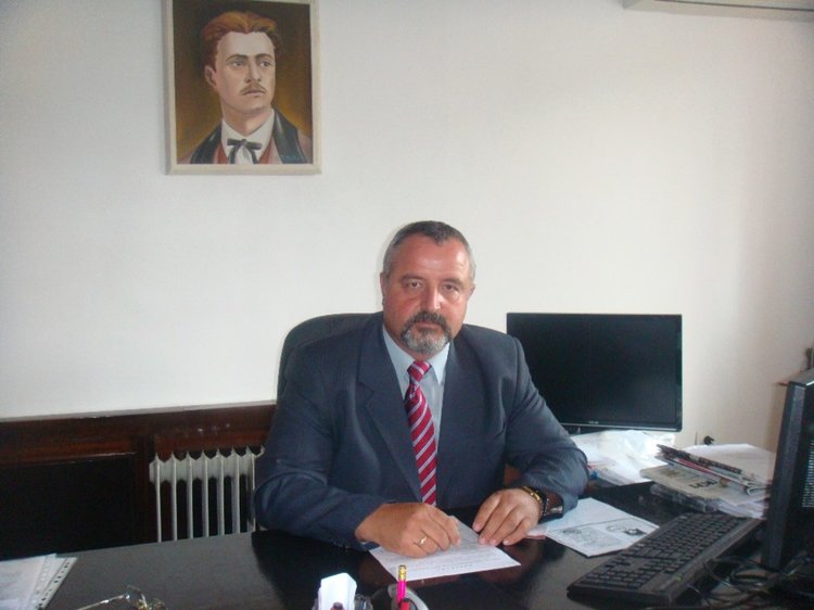 Драконовски мерки срещу преписвачите днес в Кърджалийско,квестори и камери следят учениците       