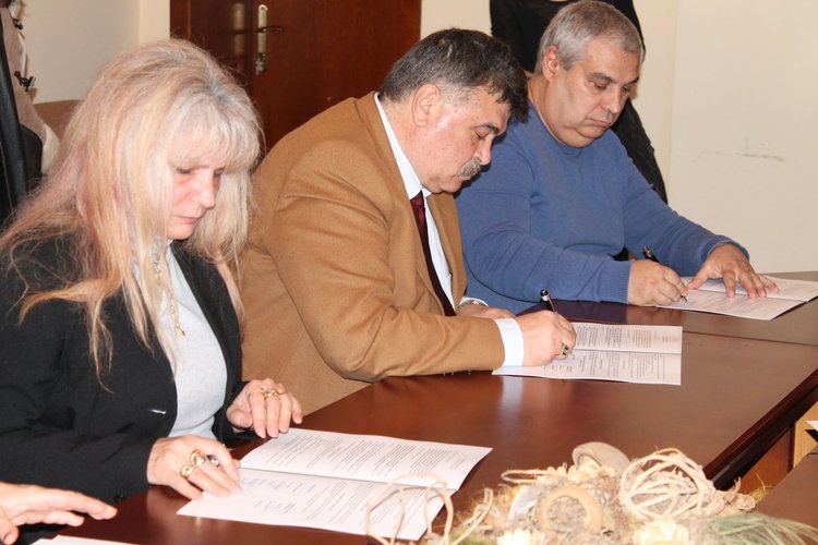 Включиха Професионалната гимназия в Димитровград в меморандум за партньорство
