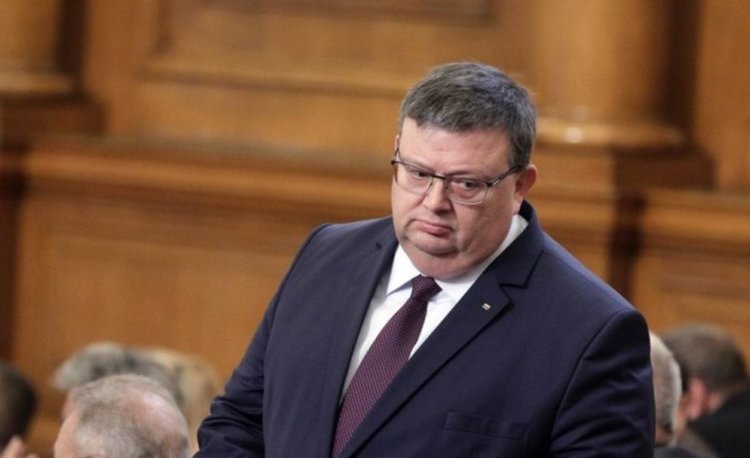 Цацаров отправи предложение до министър-председателя за концесията на ски-зоната в Банско