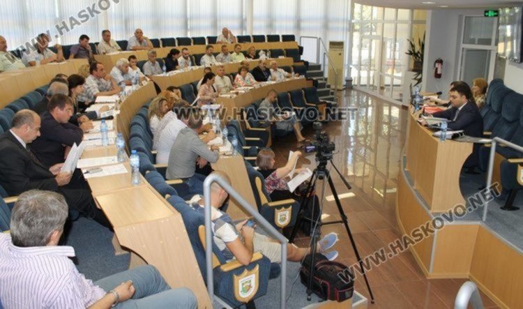  Димитровградските съветници обсъждат 31 докладни днес 