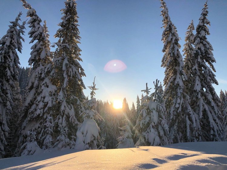 Журналист, отразявал снежното бедствие, изпрати първите кадри за инициативата „Календар на община Смолян – 2020 г. “