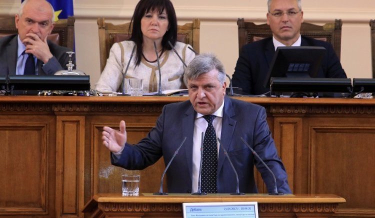 СГС оправда депутата Манол Генов