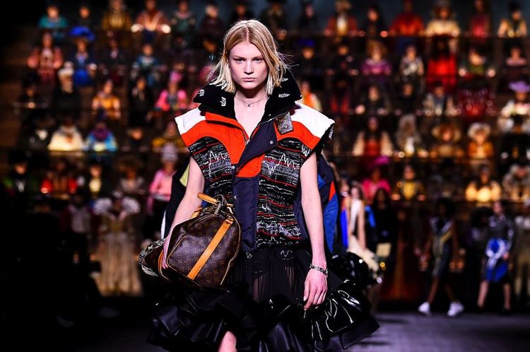 Колекцията на Louis Vuitton - ретро шик и футуристична визия