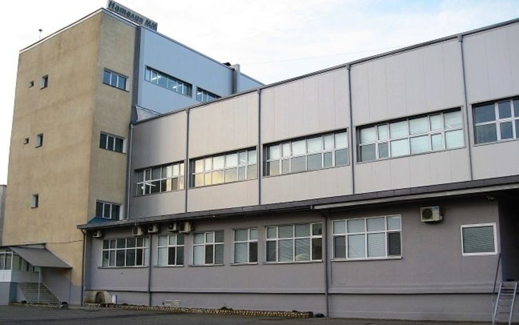 РЗИ Смолян проверява цех в Доспат, половината му работнички са от Сърница, огнище на ковид-19