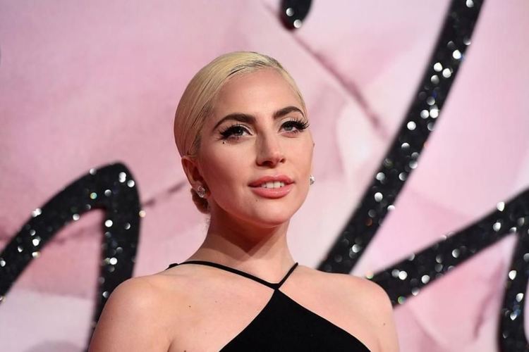 Лейди Гага ще пее на видео музикалните награди на MTV 
