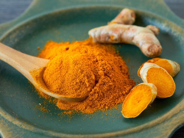 13 причини да добавите към менюто си куркума  