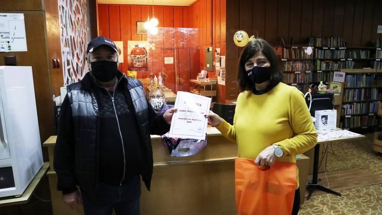 Златка Господинова и Ленко Вълчев са най-активните читатели за 2020 г.