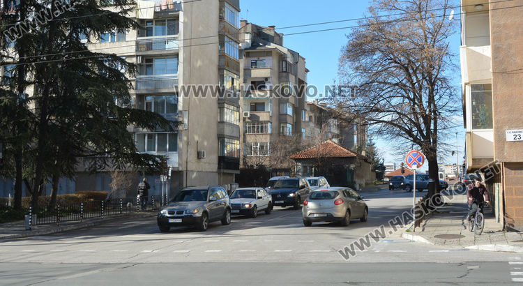 Възразяват срещу стесняване на улица „Дунав” заради бъдещо строителство