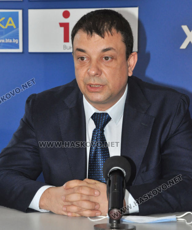 Александър Сабанов: В пандемията първо да слушаме медиците, после политиците 