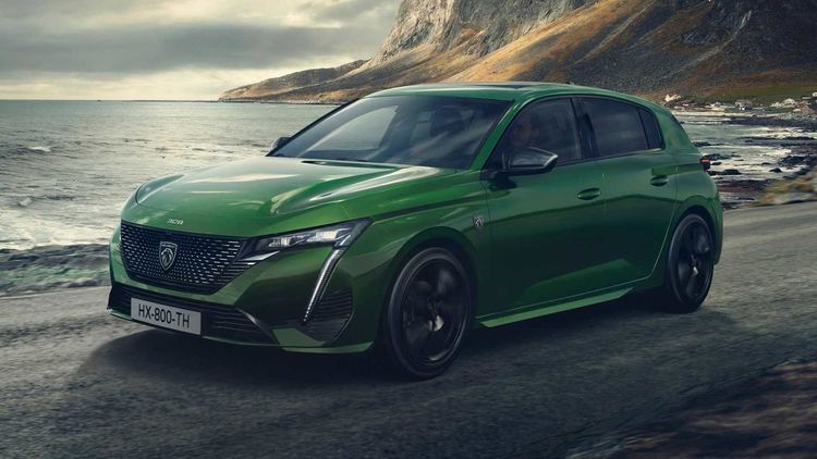 Новото Peugeot 308 е по-голямо и електрифицирано