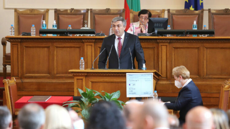 Карадайъ: България не може да си позволи ново безвремие