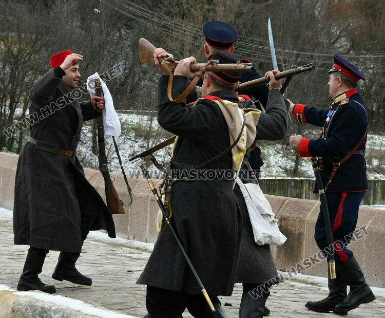  Харманли чества Освобождението си с възстановка на героичната победа