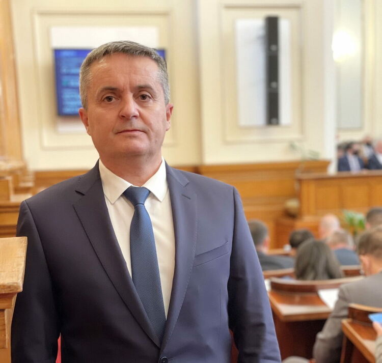 Депутатът от ГЕРБ д-р Красимир Събев предлага проекти за финансиране в Смолянско