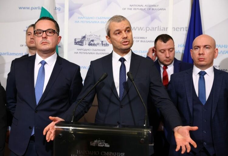 "Възраждане" организира утре протест във връзка с визитата на Лойд Остин