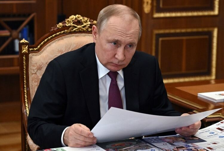 Путин нареди да се доставя газ в "неприятелски" страни само срещу рубли