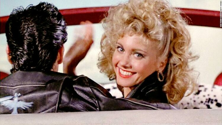 Почина Оливия Нютън-Джон - суперзвездата от "Брилянтин"