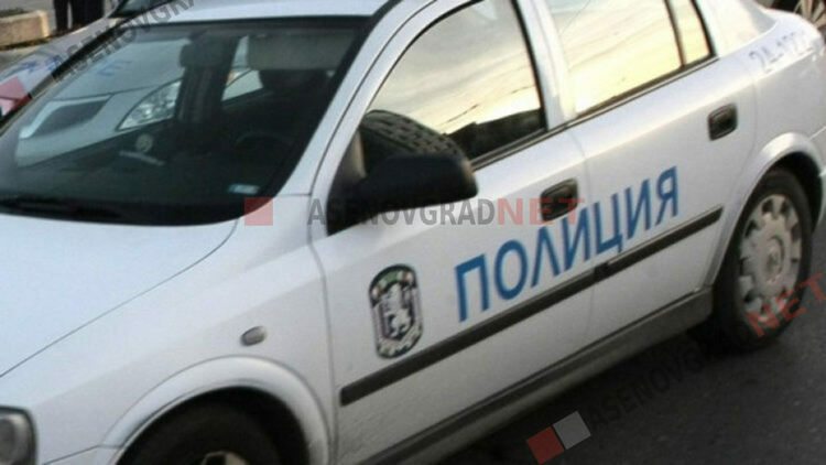 Катастрофа затруднява движението по Рогошко шосе