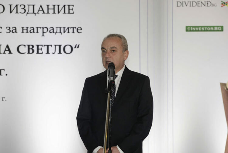 Гълъб Донев: Няма да има таван на цените, а на надценките