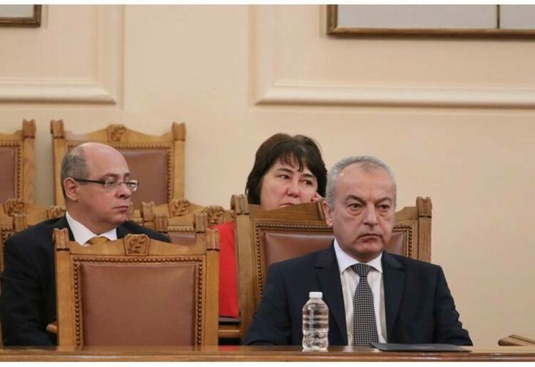Правителството отчете дефицит от 640 млн. лева за първото тримесечие на 2023 г.