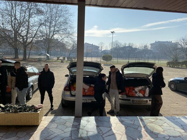 Над 170 човека зарадва кампанията "От хора за хора от сърце"