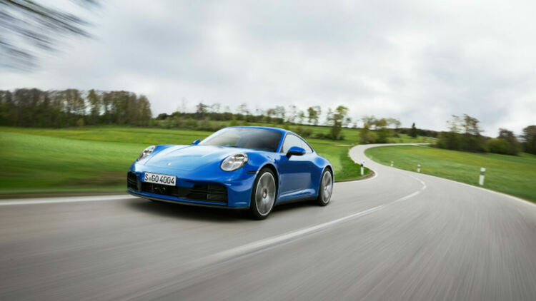 Емблематичното Porsche 911 стана хибрид с над 540 к.с.