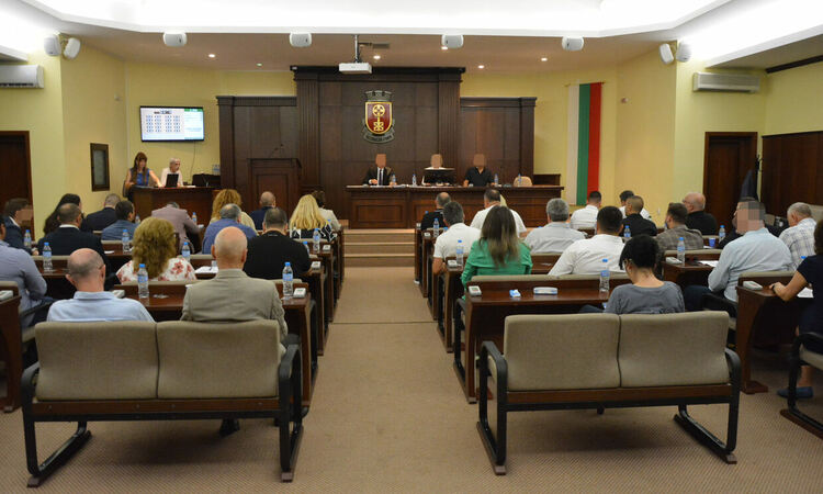 ОИК обяви имената на избраните 41 съветници в Хасково