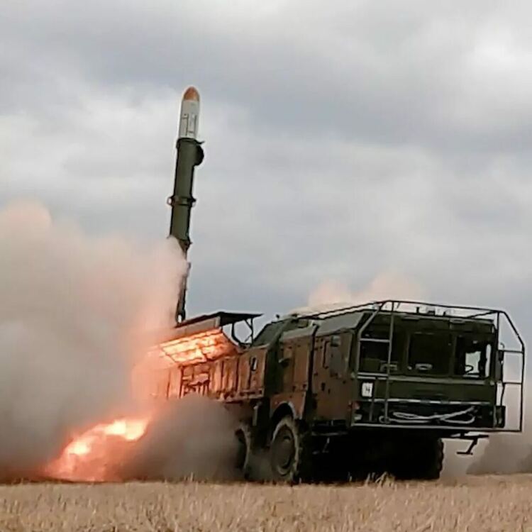 Русия унищожи седем украински Су-27 на летището в Миргород