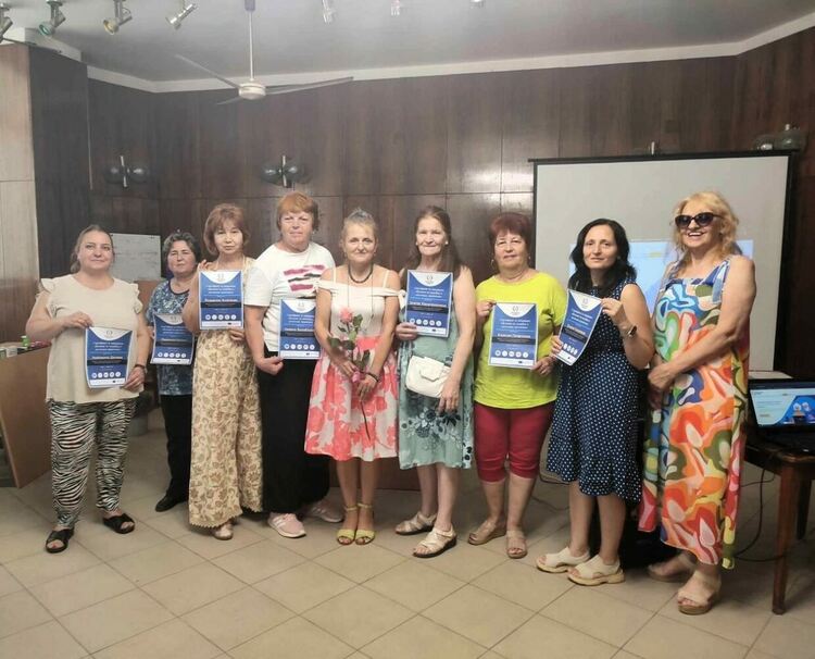 Завърши курсът по медийна грамотност за възрастни в Асеновград 