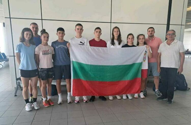 Достойно представяне на първомайските бадминтонисти на европейското до 15 години