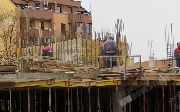 175 са свободните позиции на трудовата борса в Кърджали, търсят се строителни работници
