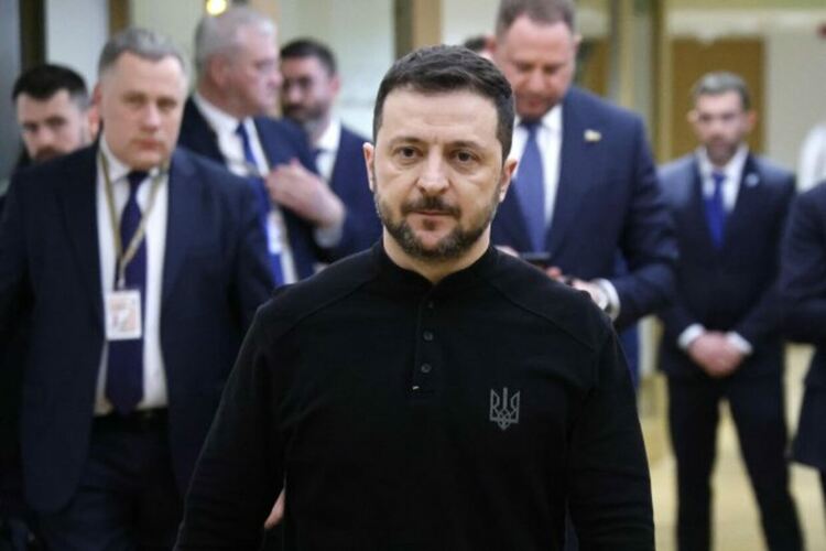 Зеленски иска мир, но не и Украйна да се предаде. Путин: Русия няма да отстъпи своето