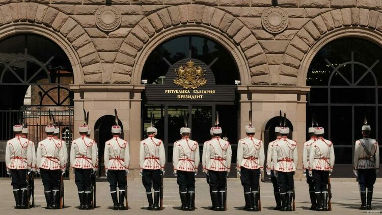 Време е за действия: Какъв да е президентът на България