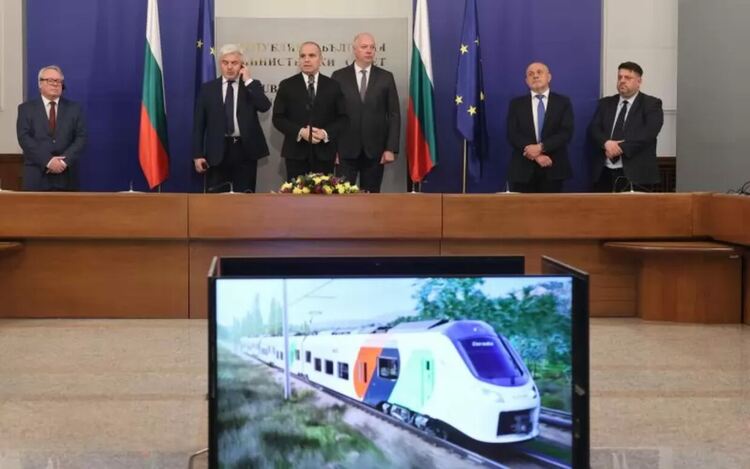 Сделката за 35 нови влака е пред сериозен риск 