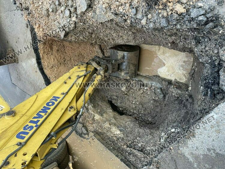Жителите на селата Стойково и Сусам са без вода заради аварии