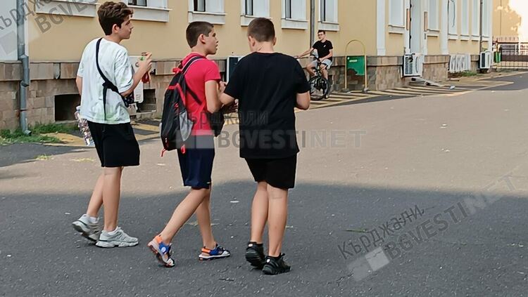 СУ“Отец Паисий“в Кърджали бавно, но успешно се настанява в първата си сграда
