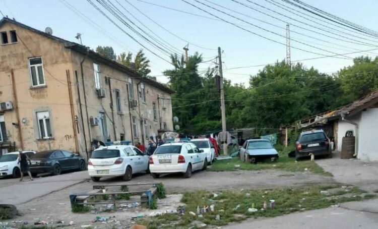 Спецакция в Перник: Полицията състави 15 акта след масирани проверки