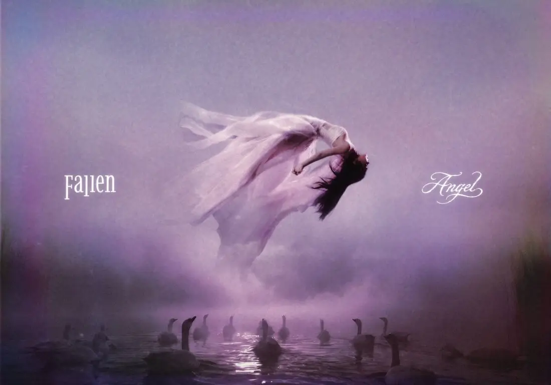 JENNIE представи новия си миниалбум „Fallen Angel“