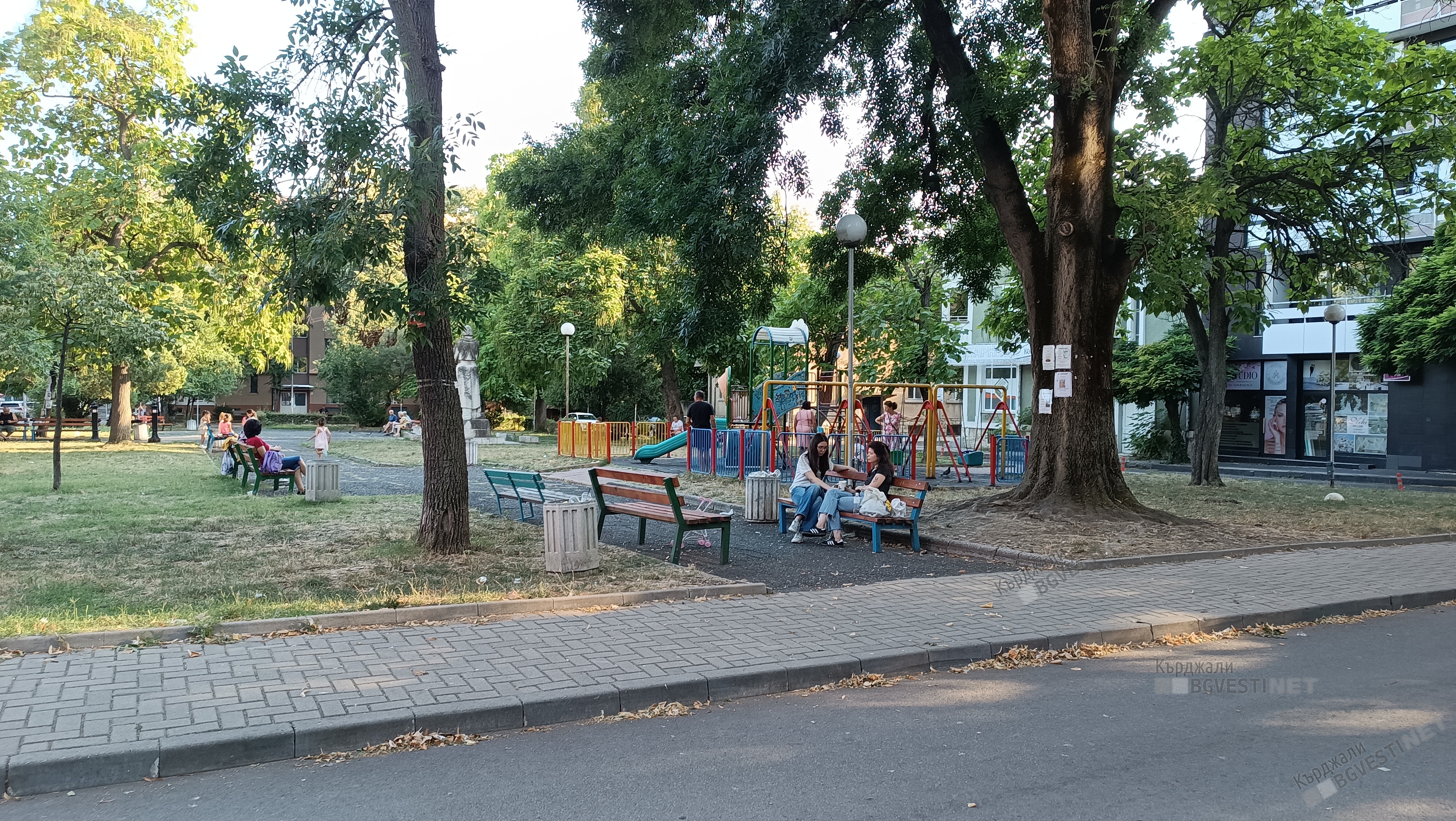 Предимно слънчево и горещо днес в Кърджали