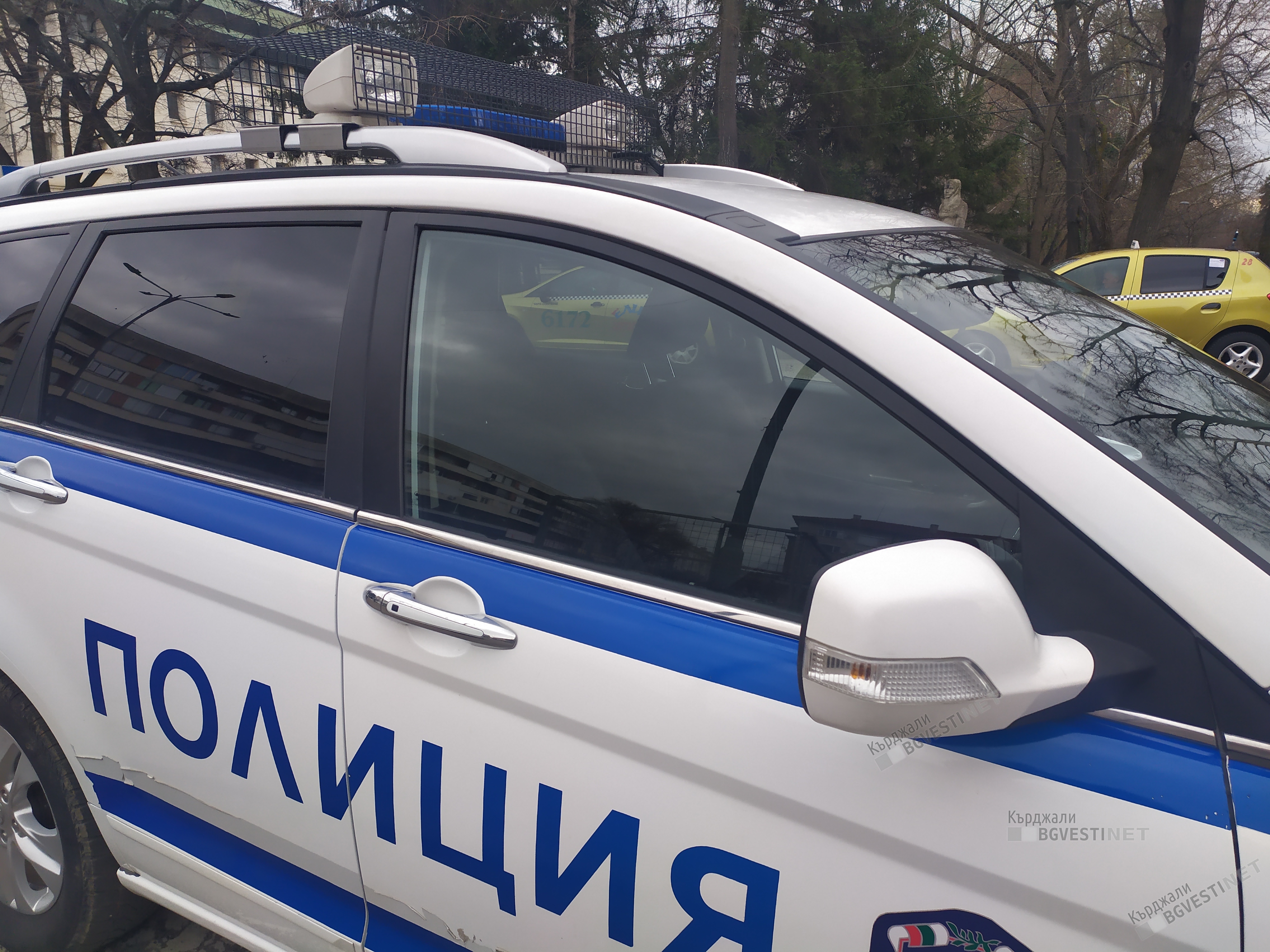 Полицейски новини:Двама задържани да управляват дрогирани в областта