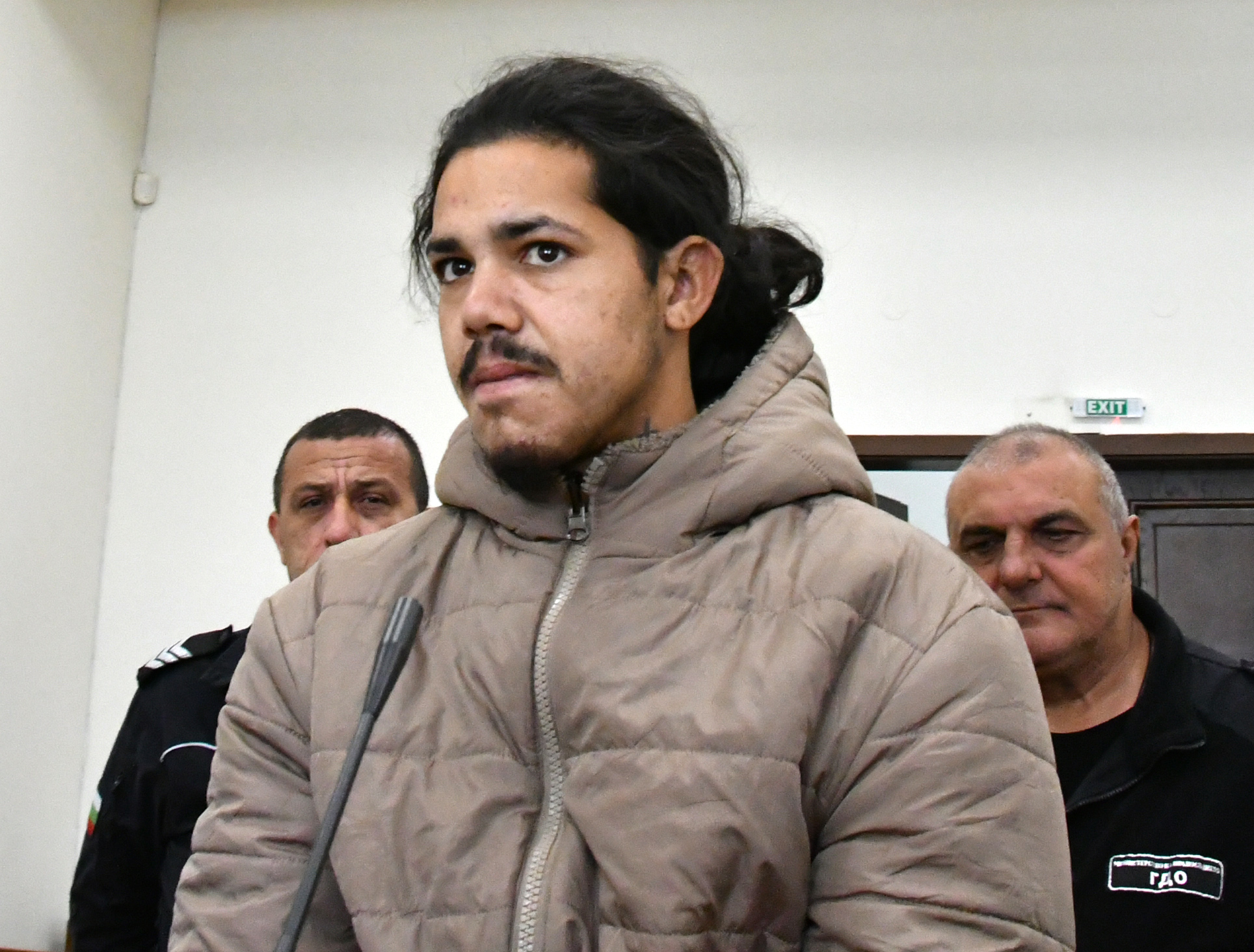 Окръжен съд – Хасково остави за постоянно в ареста 21-годишния Стефан Миланов, обвинен в убийството на 21-годишния Иван Митков в Харманли