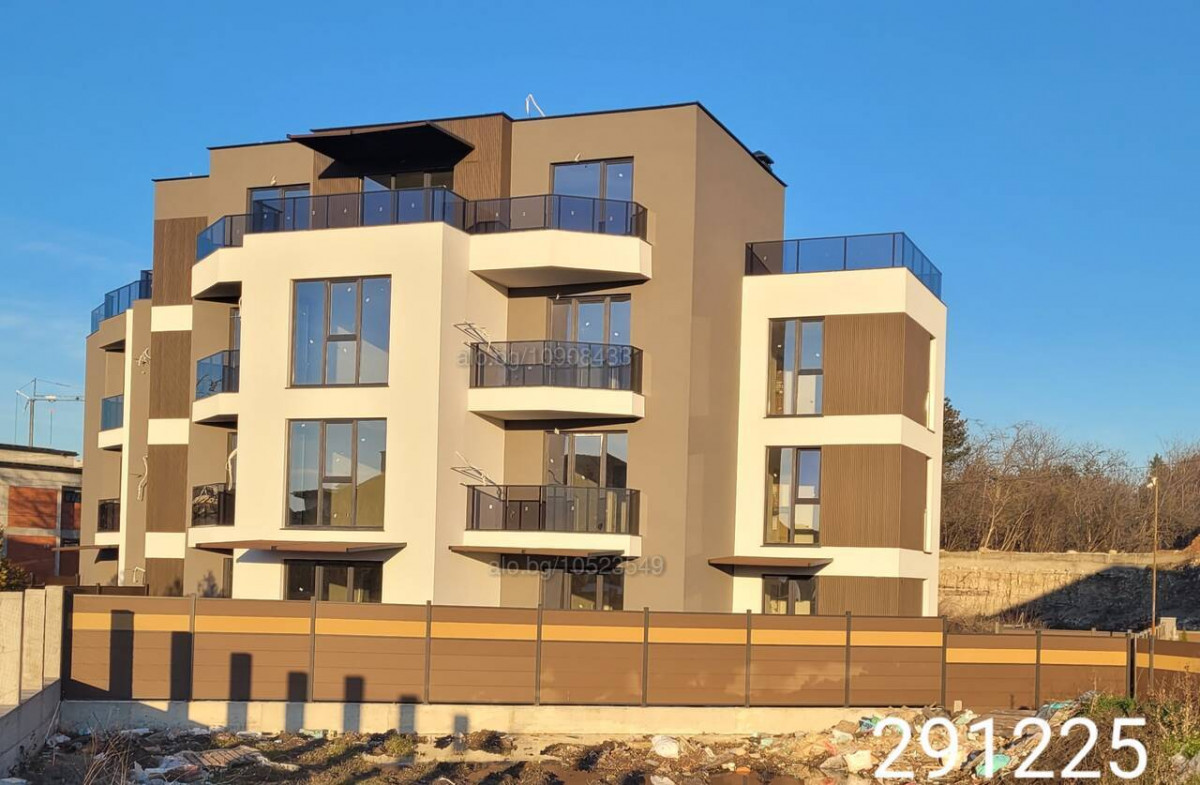 Yamacha Park Residence 1