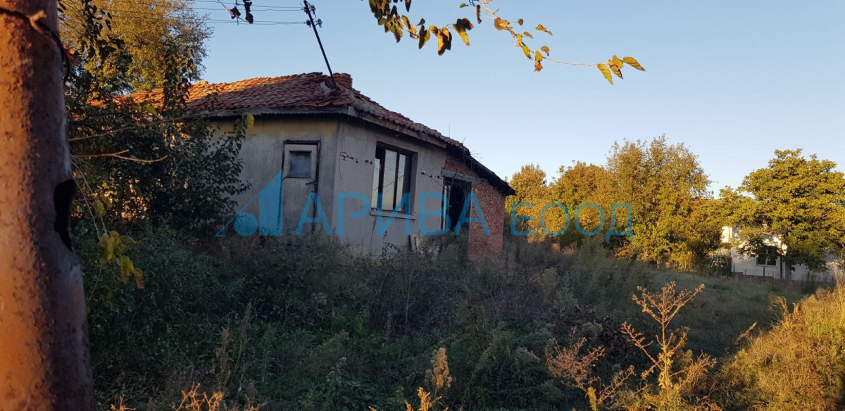 Къща в с. Стамболийски, община Хасково