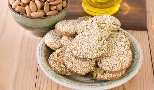 Бисквитки със сусам