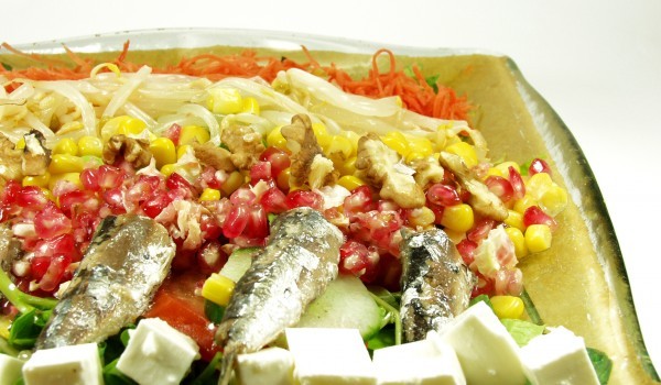 Зеленчуково плато с риба