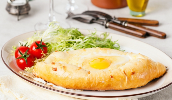 Гондоли със сирене и яйце